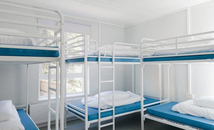 white single bunk beds