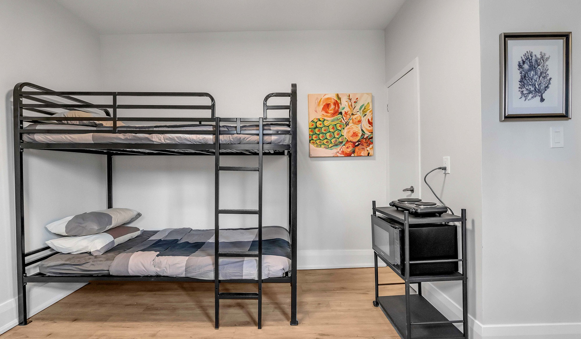 EmployeeHousing-Pillar-Section7